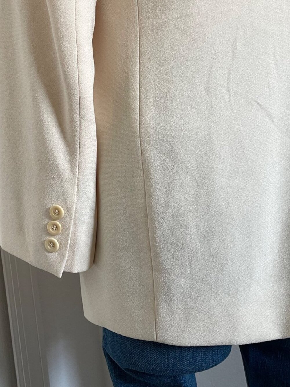 Vintage 1990s Liz Claiborne Classics Structured Cream Blazer Size 10 - Picture 10 of 14